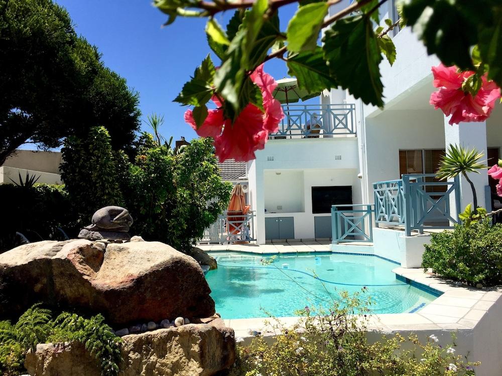 5 Options Guest House Блаубергстранд Экстерьер фото